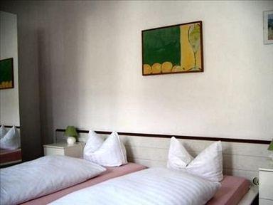 科妮莉亚酒店 巴特瑙海姆 外观 照片
